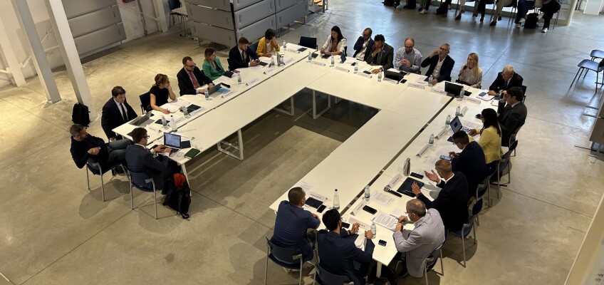 (Italiano) Giugno: un mese di incontri e networking